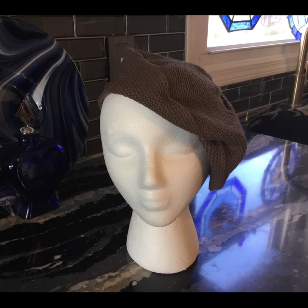 French Knit Brown New Hat - Picture 5 of 12